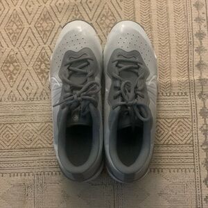 Nike Fastflex Men’s Gray Baseball Cleats